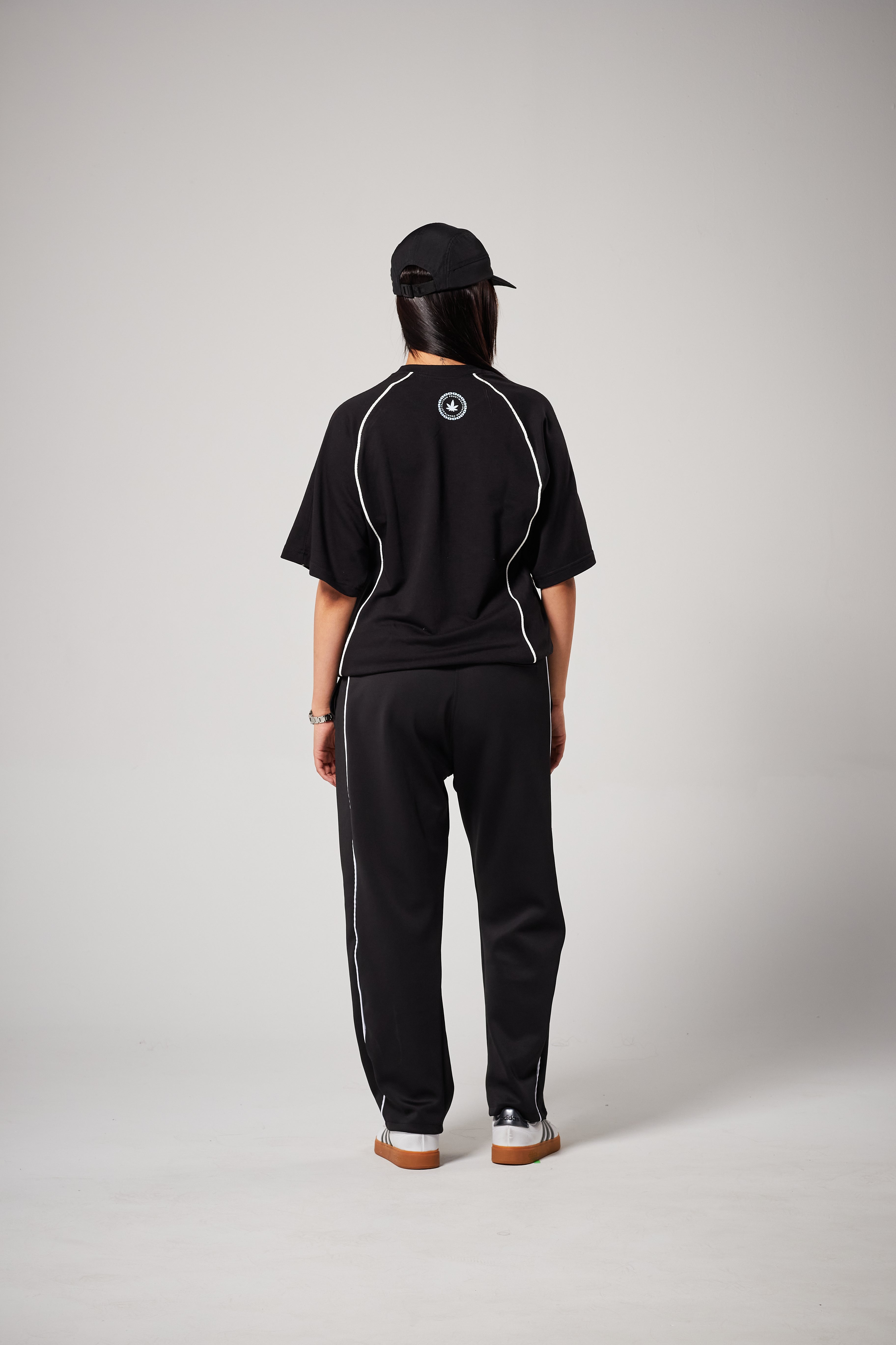 Camiseta Oversize Negra 420