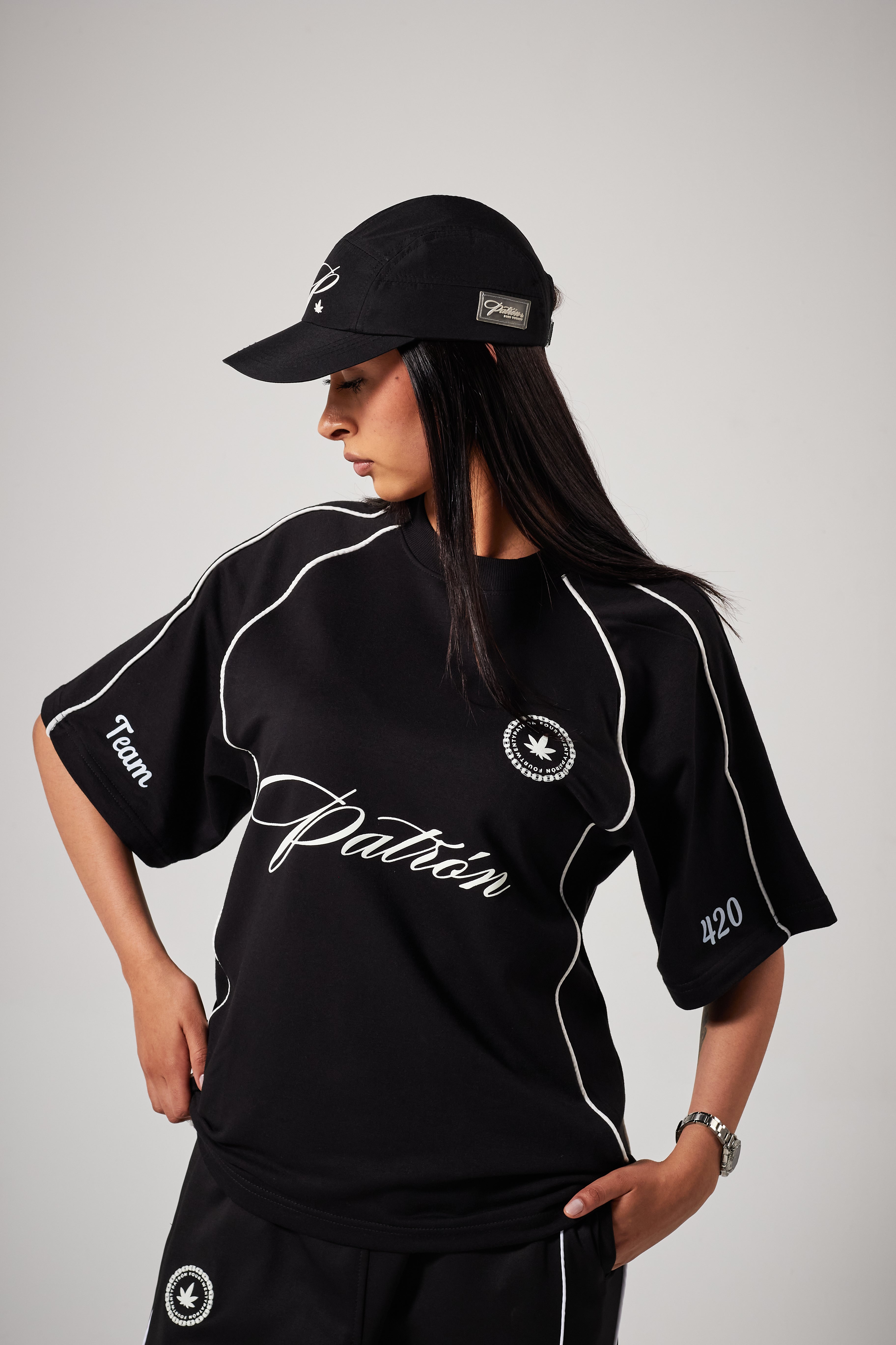 Camiseta Oversize Negra 420